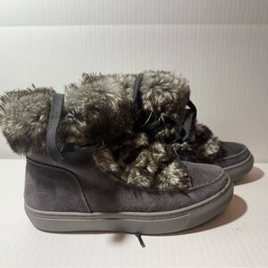 Cougar Gray Winter Boots with Fur Lining